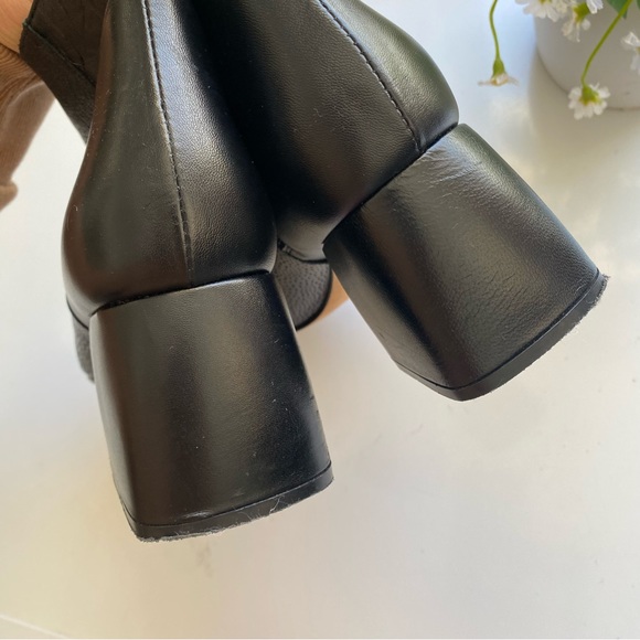 VERO QUOIO Womenʼs Black Textured Leather Ankle Bootie Pointy Toe Block Heel 38 - Picture 13 of 13